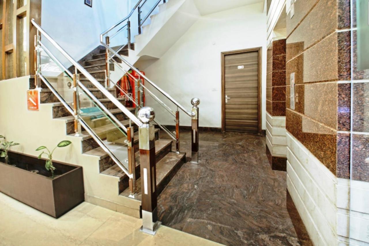 Hotel Royals Grand Galaxy Amritsar Exterior foto